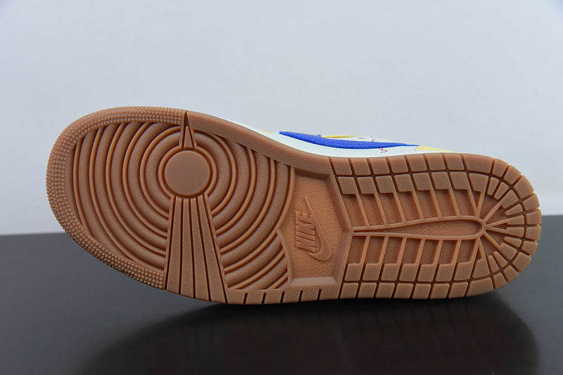 travis scott x air jordan 1 low og “canary” dz4137-700